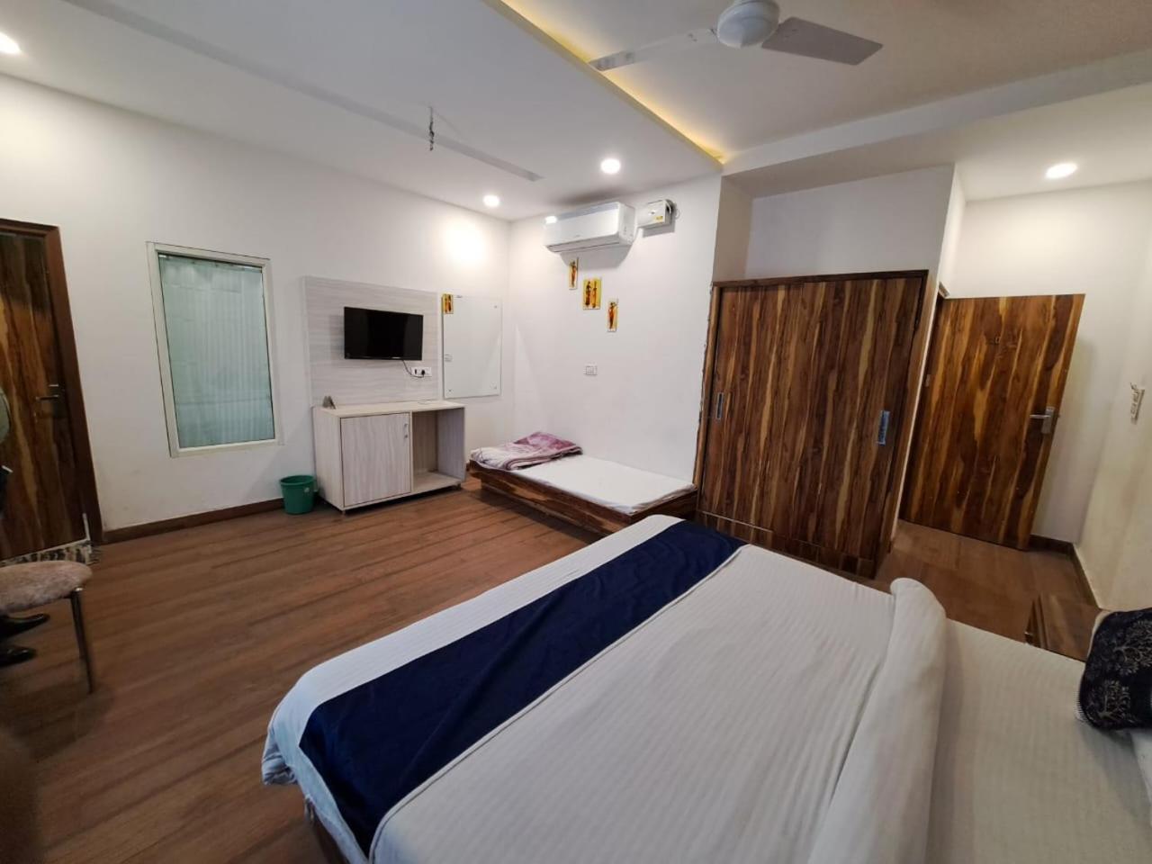Hotel D Plaza Zirakpur Ngoại thất bức ảnh