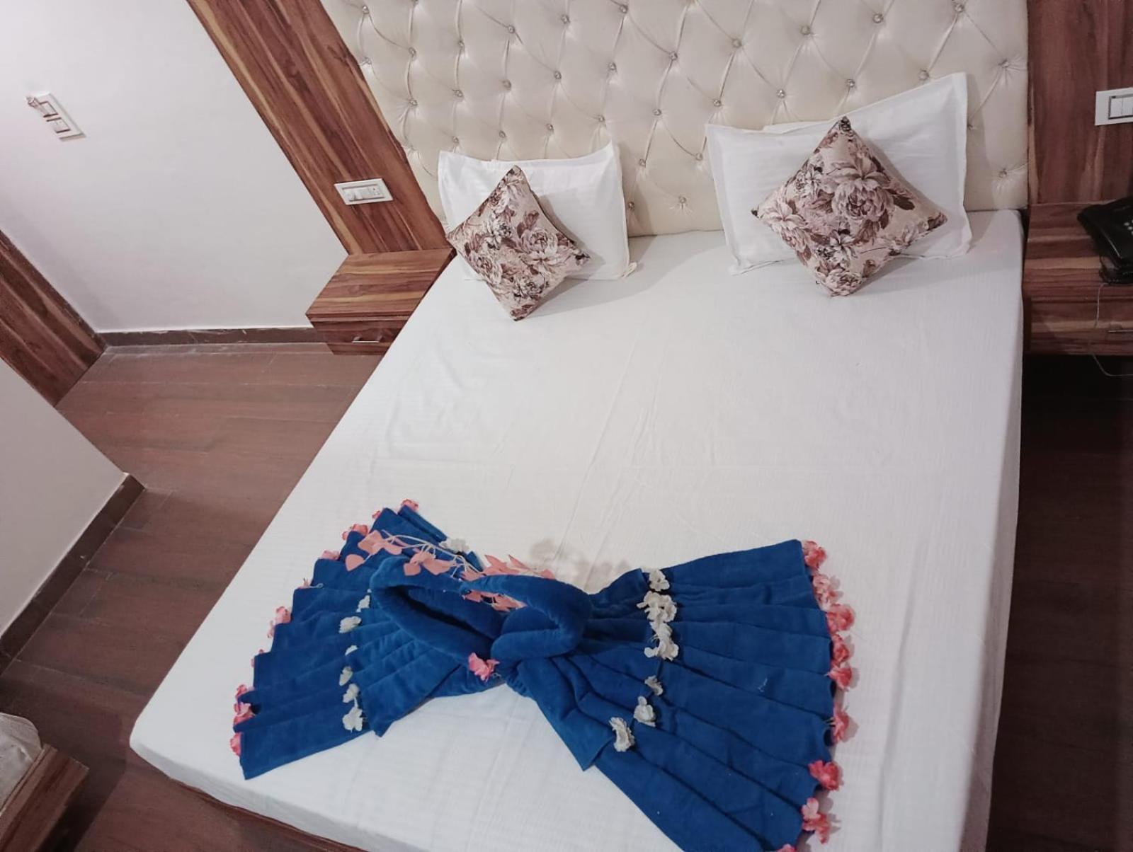 Hotel D Plaza Zirakpur Ngoại thất bức ảnh